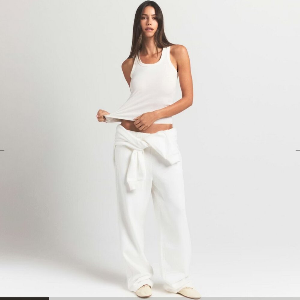SKIMS Light Weight Fleece Straight Leg Pants